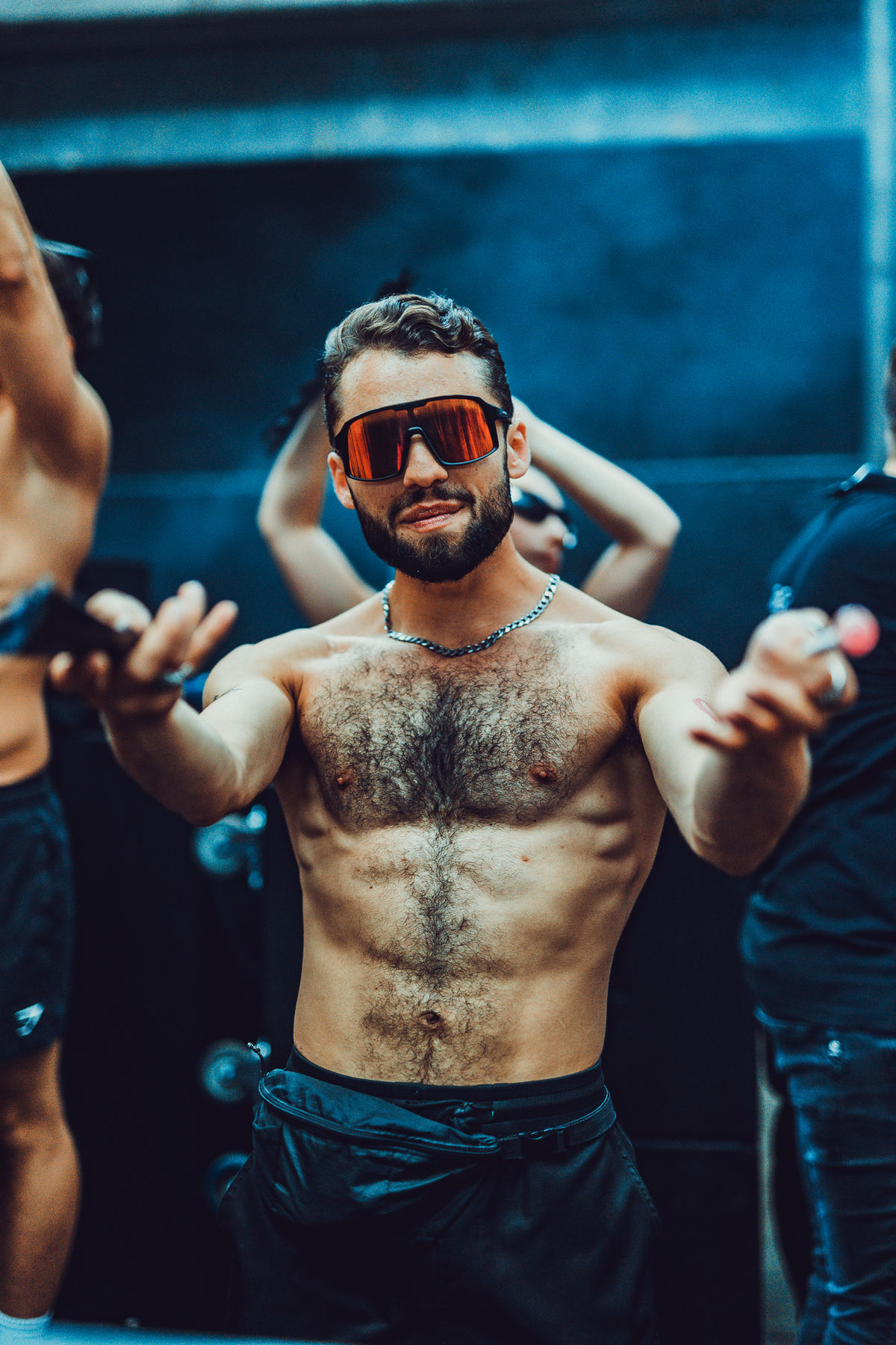 Loading... just a sec